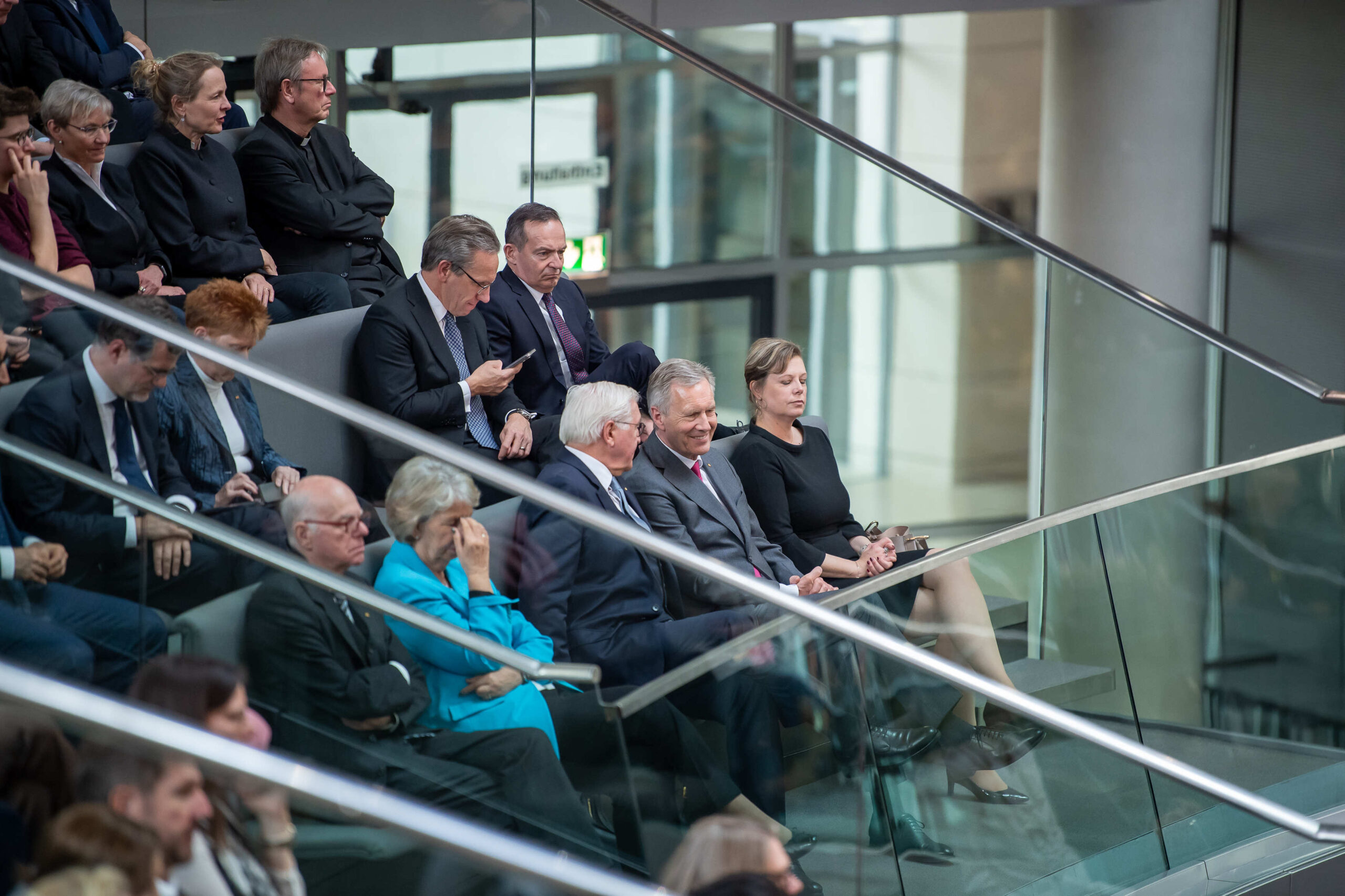 Bundespräsident Steinmeier und Bundespräsident AD Christian Wulff bei der Konstituierende Sitzung des 21. Deutschen Bundestages, 25.03.25, Deutscher Bundestag, Berlin, NRW, Foto: Alexander Franz